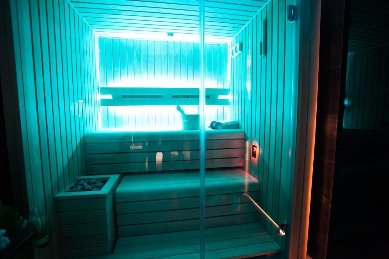 Stylish Loft With Finnish Sauna 布达佩斯 外观 照片